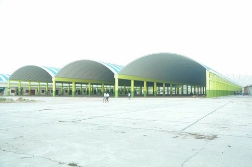 Self-supported roofing installation at an industrial warehouse in Pune